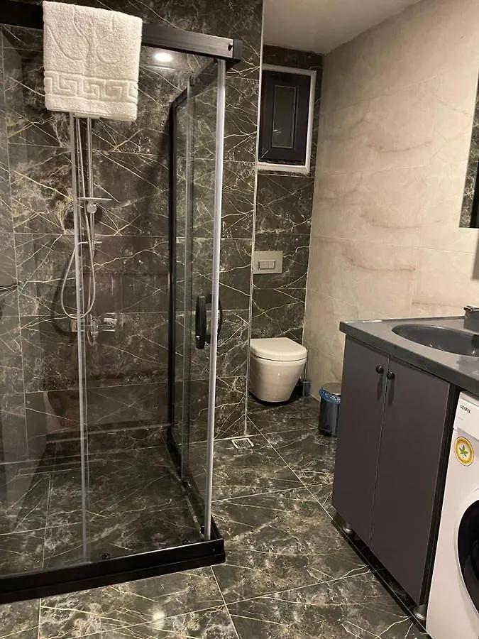 Oezel Havuz Ve Deniz Manzarali Yeni Villa Kusadasi Turkey